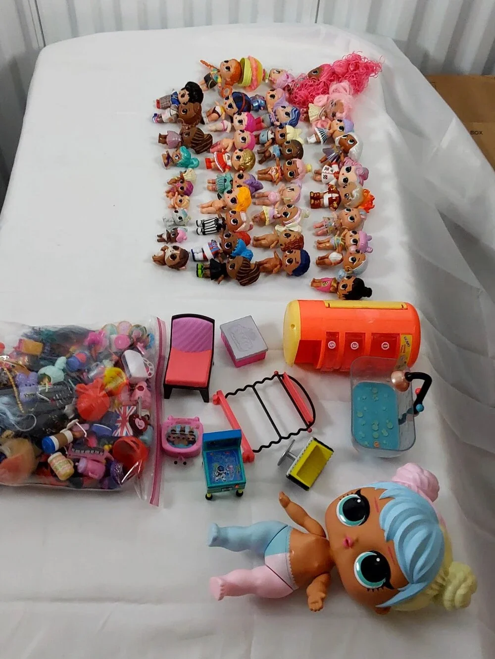 L.O.L. Surprise! surprise dolls
